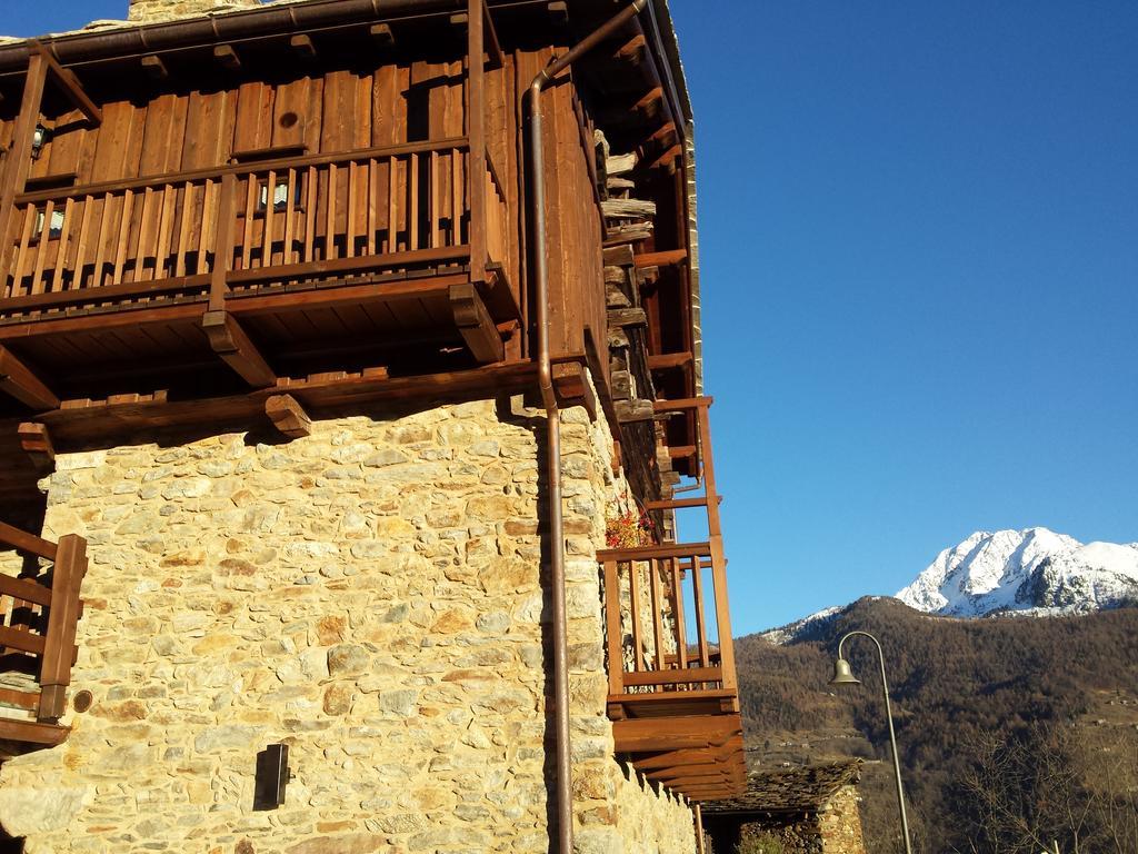 Отель Le Petit Coeur Fontainemore Экстерьер фото