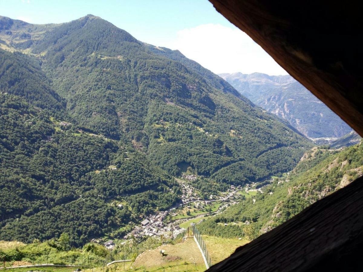 Отель Le Petit Coeur Fontainemore Экстерьер фото