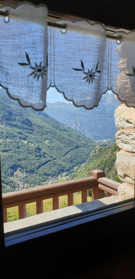 Отель Le Petit Coeur Fontainemore Экстерьер фото