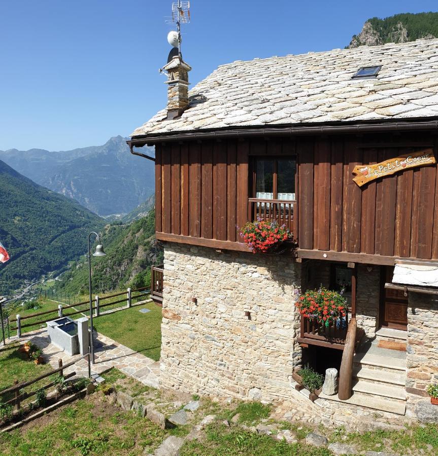 Отель Le Petit Coeur Fontainemore Экстерьер фото