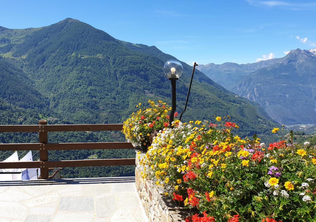 Отель Le Petit Coeur Fontainemore Экстерьер фото