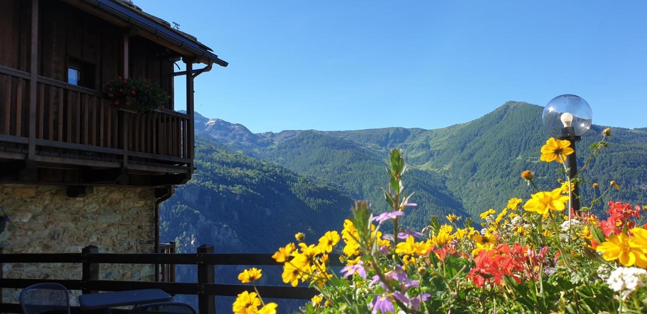 Отель Le Petit Coeur Fontainemore Экстерьер фото